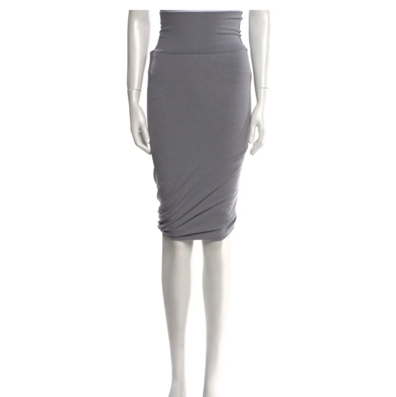 Urban Zen Gray Skirt Size Small Petite - Picture 1 of 5